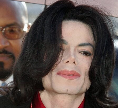De nombreux appels pour aider la ligne téléphonique après la projection du documentaire de Michael Jackson - 26
