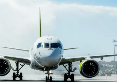 Des Lituaniens ivres et agressifs ont fait irruption dans un avion à Gardermoen 9 Des Lituaniens ivres et agressifs ont fait irruption dans un avion à Gardermoen - 8