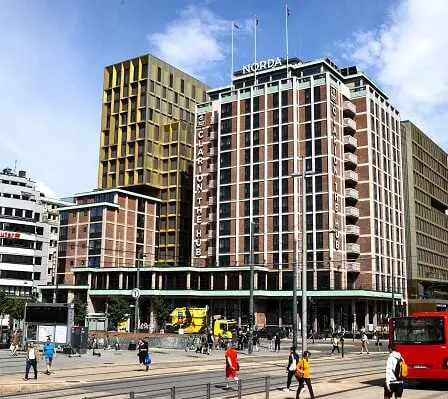 Deux chambres d'hôtel sur trois à Oslo étaient vides en juillet 22 Deux chambres d'hôtel sur trois à Oslo étaient vides en juillet - 21