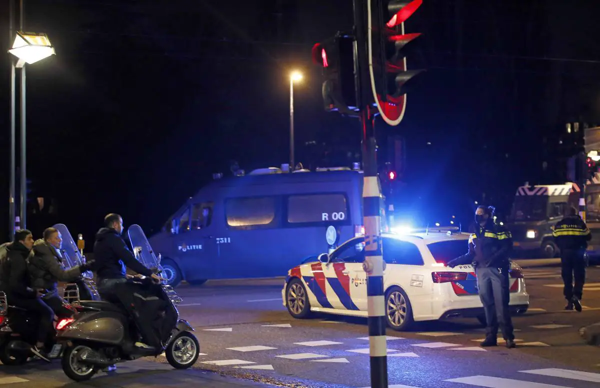 La police libère deux Norvégiens arrêtés après une fusillade aux Pays-Bas 4 La police libère deux Norvégiens arrêtés après une fusillade aux Pays-Bas - 3