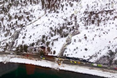 Un homme touché par un glissement de terrain à Fauske décède des suites de ses blessures - 18