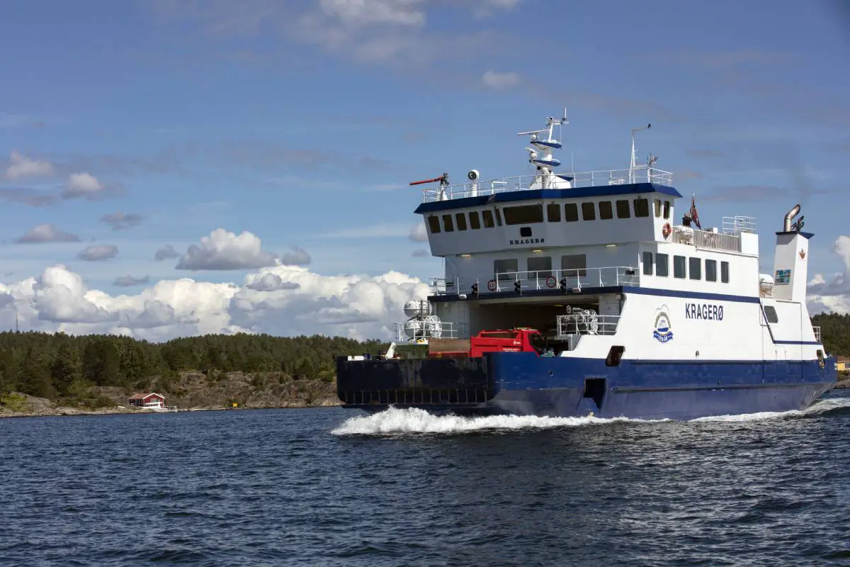 Le Parti du progrès norvégien s'éloigne du projet de réduire de moitié les prix des ferries cette année - 3