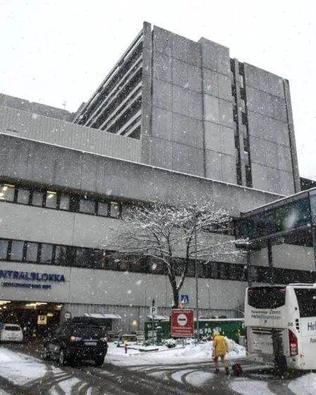 Une femme transférée à l'hôpital de Haukeland après l'incendie d'un immeuble 14 Une femme transférée à l'hôpital de Haukeland après l'incendie d'un immeuble - 13