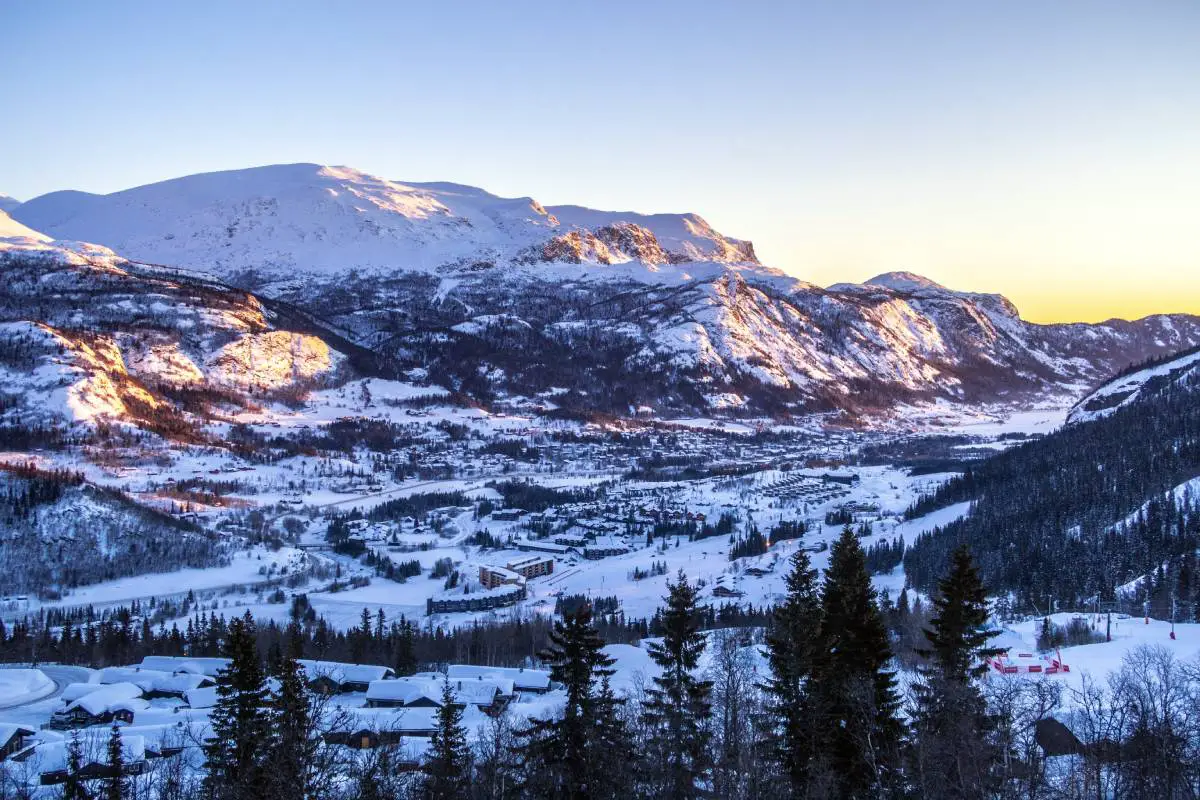 Avertissements de danger d'avalanche émis pour une grande partie de la Norvège 4 Avertissements de danger d'avalanche émis pour une grande partie de la Norvège - 3
