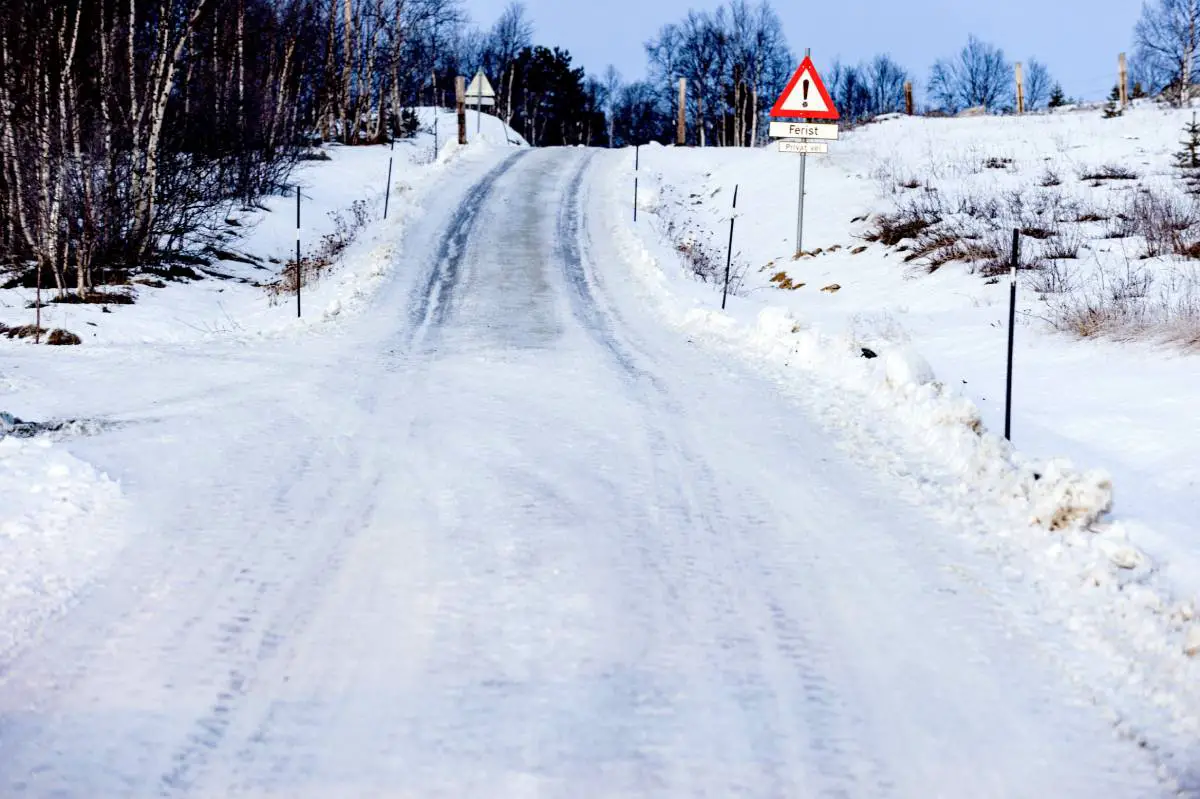 Avalanches et routes glissantes: avertissement de danger émis pour la Norvège du Nord 4 Avalanches et routes glissantes: avertissement de danger émis pour la Norvège du Nord - 3