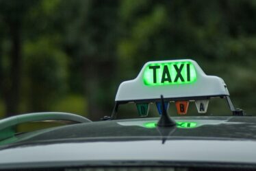 52 chauffeurs de taxi interdits de transport de patients - 20