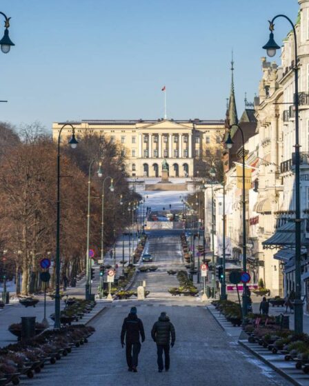 Oslo: 327 nouveaux cas corona enregistrés au cours des dernières 24 heures 5 Oslo: 327 nouveaux cas corona enregistrés au cours des dernières 24 heures - 4