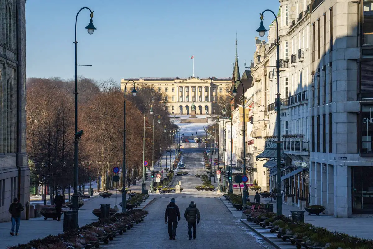 Oslo: 327 nouveaux cas corona enregistrés au cours des dernières 24 heures 4 Oslo: 327 nouveaux cas corona enregistrés au cours des dernières 24 heures - 3
