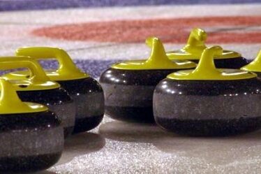 La Norvège a ouvert le championnat du monde de curling avec une victoire - 18