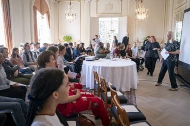 La princesse héritière Mette-Marit organise un cours d'écriture pour les jeunes - 18