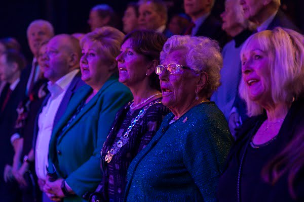 Le Premier ministre a chanté avec Dissimilis 4 Le Premier ministre a chanté avec Dissimilis - 3