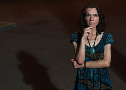 L'écrivain turc Asli Erdogan reçoit le prix de la liberté d'expression des auteurs 4 L'écrivain turc Asli Erdogan reçoit le prix de la liberté d'expression des auteurs - 3