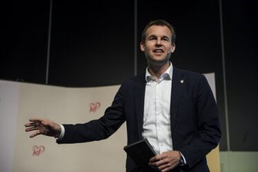 Les communautés religieuses doivent divulguer le soutien financier de l'étranger - 18