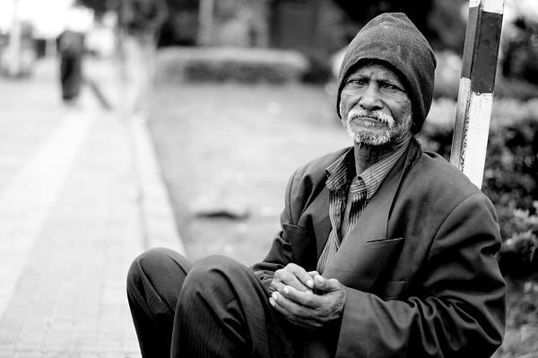 Les riches vivent en moyenne plus longtemps que les pauvres 6 Les riches vivent en moyenne plus longtemps que les pauvres - 5