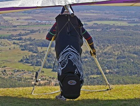 L'homme indemne d'un accident de deltaplane 14 L'homme indemne d'un accident de deltaplane - 13
