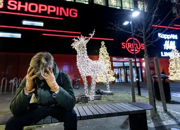 Ligne SOS avec 3000 appels à Noël 4 Ligne SOS avec 3000 appels à Noël - 3