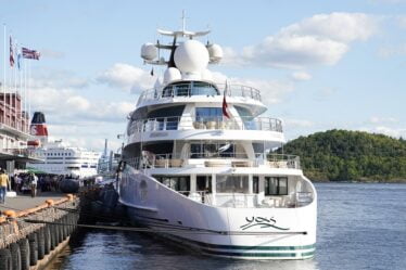 L'un des plus grands yachts du monde se trouve à Oslo - 16