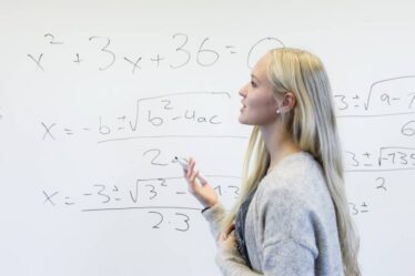 Une nouvelle recherche indique qu'il est possible d'améliorer l'enseignement des mathématiques dans les écoles norvégiennes - 16