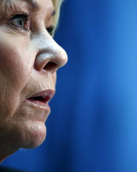 Le ministre norvégien réagit aux critiques de l'ESA sur les restrictions à l'entrée: "Nous suivrons les règles" 20 Le ministre norvégien réagit aux critiques de l'ESA sur les restrictions à l'entrée: "Nous suivrons les règles" - 19