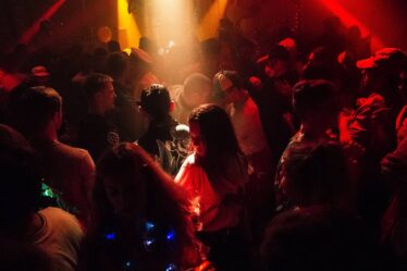Sept discothèques d'Oslo fermées en raison de violations de la couronne - 20