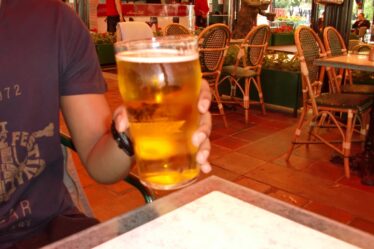 L'enregistrement des invités du bar peut remplacer la fin anticipée du service - 9