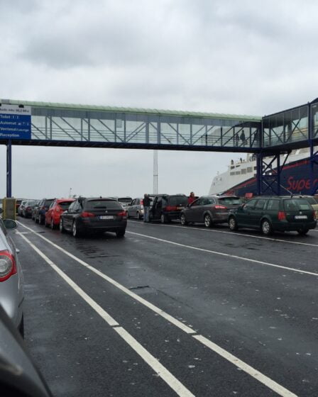 Contrôles aux frontières intérieures étendus 20 Contrôles aux frontières intérieures étendus - 19