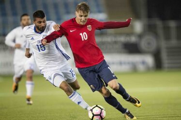 Ødegaard prolonge son contrat avec le Real - 16