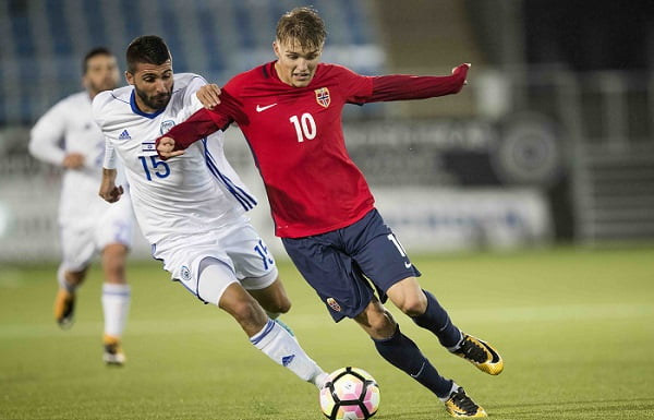 Ødegaard prolonge son contrat avec le Real - 3