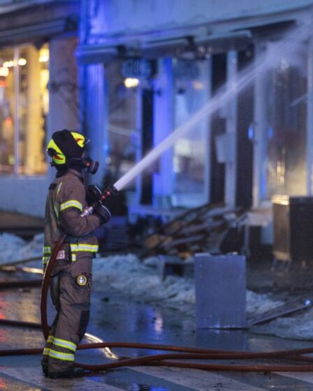 Une maison incendiée à Stokmarknes. La police recherche des incendiaires 5 Une maison incendiée à Stokmarknes. La police recherche des incendiaires - 4