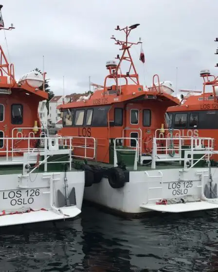 Ordonne la remise en service des bateaux-pilotes contestés - 22