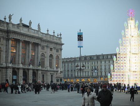 Plus de 1500 blessés après une panique à la bombe en Italie 14 Plus de 1500 blessés après une panique à la bombe en Italie - 13