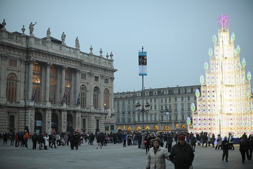 Plus de 1500 blessés après une panique à la bombe en Italie 4 Plus de 1500 blessés après une panique à la bombe en Italie - 3