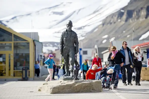 Plus de 30 entreprises touristiques peuvent démarrer leurs activités à Svalbard à partir de lundi 4 Plus de 30 entreprises touristiques peuvent démarrer leurs activités à Svalbard à partir de lundi - 3