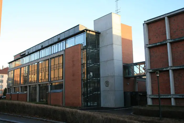 Enregistrer le nombre de candidats au Collège universitaire de police 4 Enregistrer le nombre de candidats au Collège universitaire de police - 3