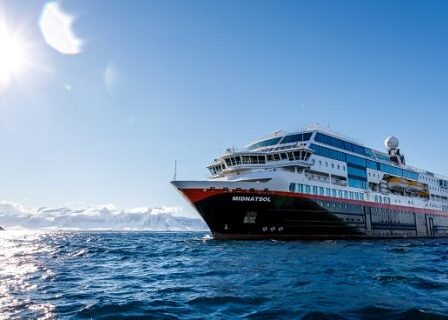 Hurtigruten présente trois nouveaux navires de croisière à propulsion hybride - 7