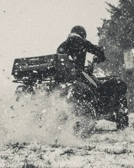 Le quad tombe à travers la glace à Kragerø 8 Le quad tombe à travers la glace à Kragerø - 7