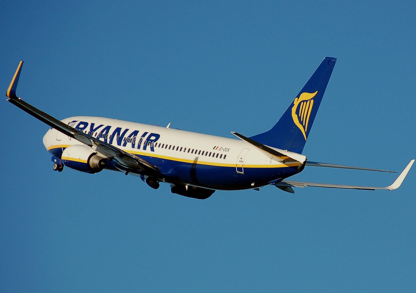 Ryanair offrira aux pilotes des salaires plus élevés pour les empêcher de chercher un emploi chez Norwegian Air 4 Ryanair offrira aux pilotes des salaires plus élevés pour les empêcher de chercher un emploi chez Norwegian Air - 3
