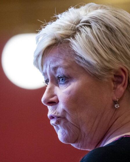 Parti du progrès: la fermeture de la frontière norvégienne ne devrait pas durer plus de deux semaines 2 Parti du progrès: la fermeture de la frontière norvégienne ne devrait pas durer plus de deux semaines - 1