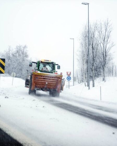 Conducteurs, attention aux routes glissantes dans l'est de la Norvège 26 Conducteurs, attention aux routes glissantes dans l'est de la Norvège - 25
