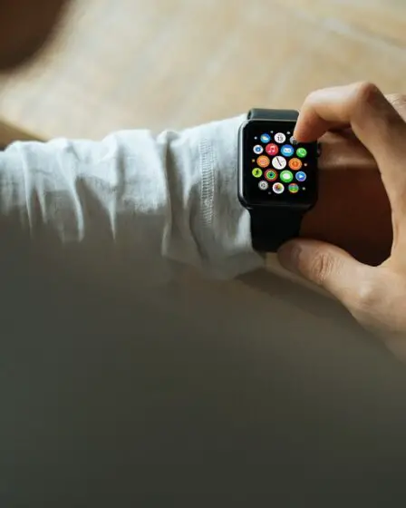 L'école primaire interdit les horloges intelligentes 22 L'école primaire interdit les horloges intelligentes - 21