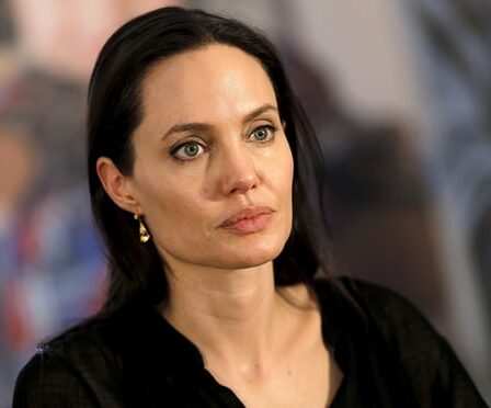 Stoltenberg reçoit la visite d'Angelina Jolie 20 Stoltenberg reçoit la visite d'Angelina Jolie - 19