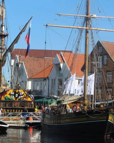 Les courses de grands voiliers arrivent à Vågen 293 Les courses de grands voiliers arrivent à Vågen - 292