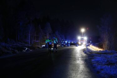 Collision frontale: deux personnes meurent dans un accident de la circulation à Tromsø - 16