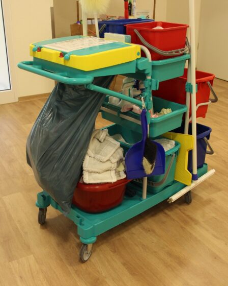 NSB met en garde contre les retards et les annulations 9 NSB met en garde contre les retards et les annulations - 8