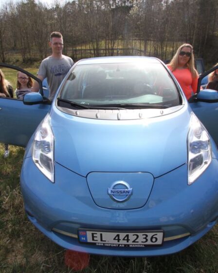 Voiture électrique suffisante pour plus de personnes 14 Voiture électrique suffisante pour plus de personnes - 13