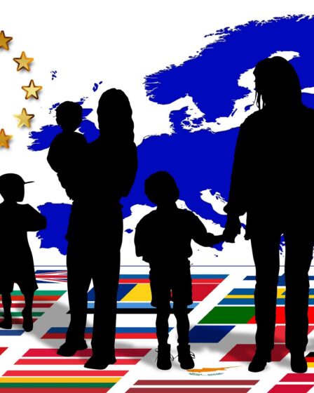 L'UE n'autorisera pas les réductions des prestations sociales 8 L'UE n'autorisera pas les réductions des prestations sociales - 7
