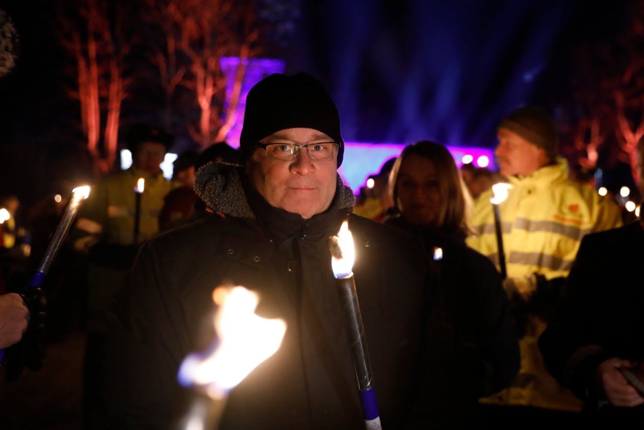 "Conduisez prudemment, nous n'avons personne à perdre" 4 "Conduisez prudemment, nous n'avons personne à perdre" - 3