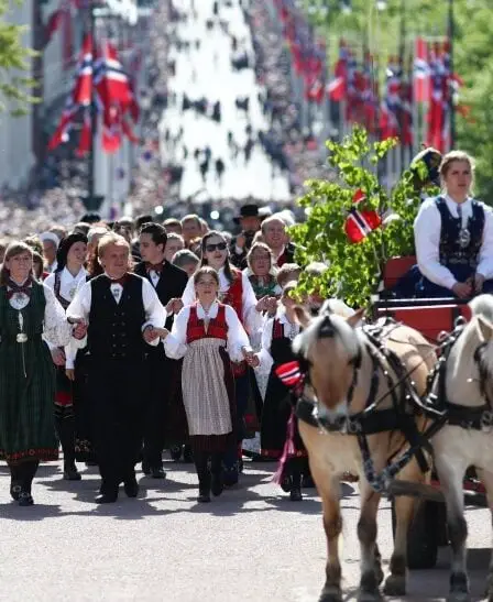 Le maire d'Oslo : Le défilé du 17 mai dans la capitale est annulé - 28