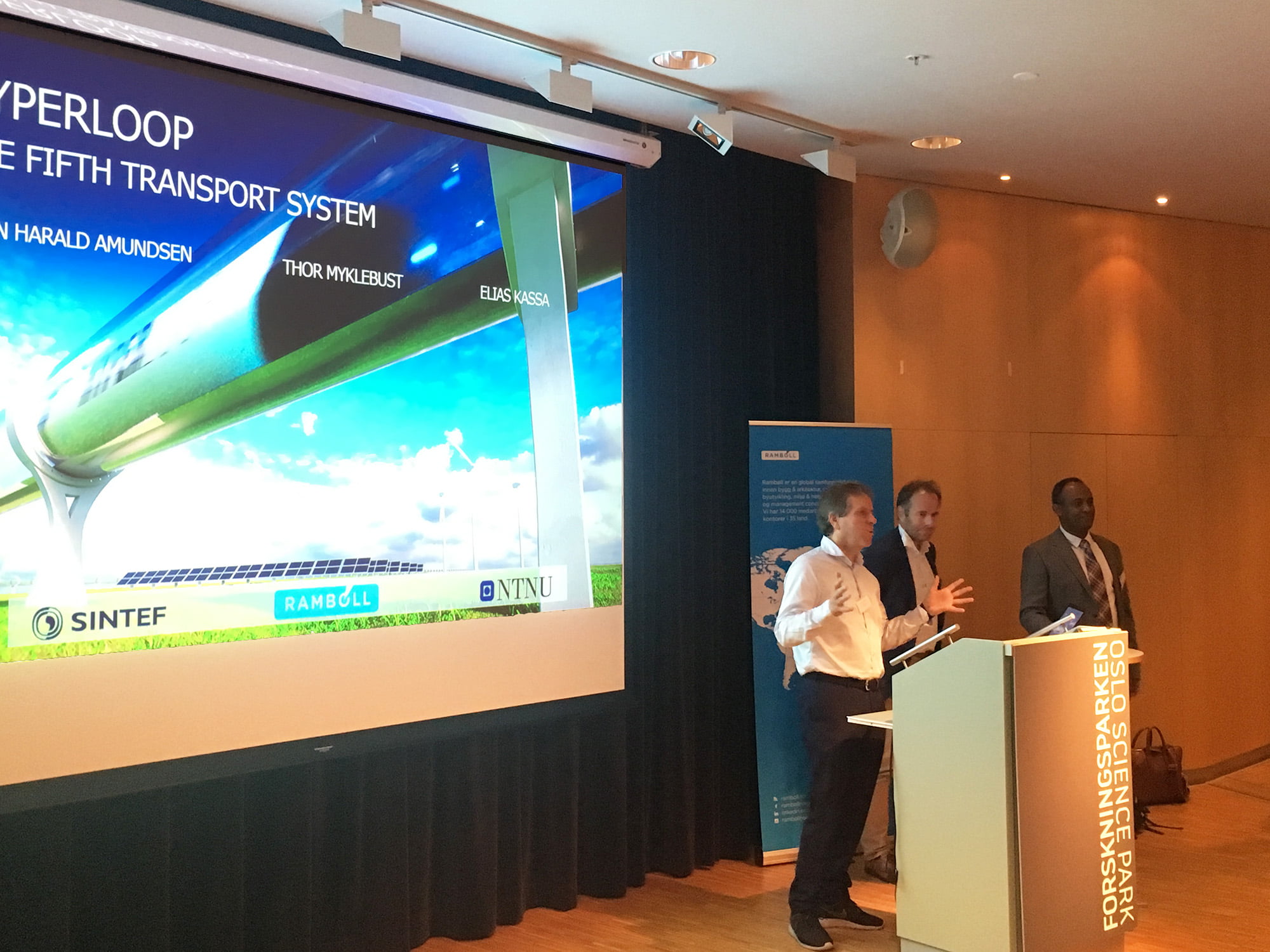 Grand intérêt pour la collaboration Hyperloop 4 Grand intérêt pour la collaboration Hyperloop - 3