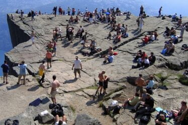 Nombre record de missions de sauvetage à Preikestolen - 16